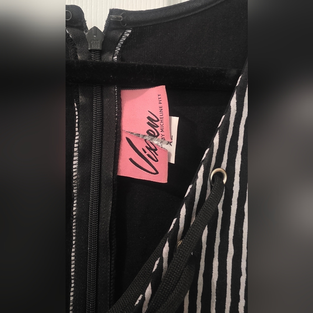 Vixen by Micheline Pitt Black Striped Miss Kitty Wiggle Dress with Belt Size XL - Picture 5 of 6